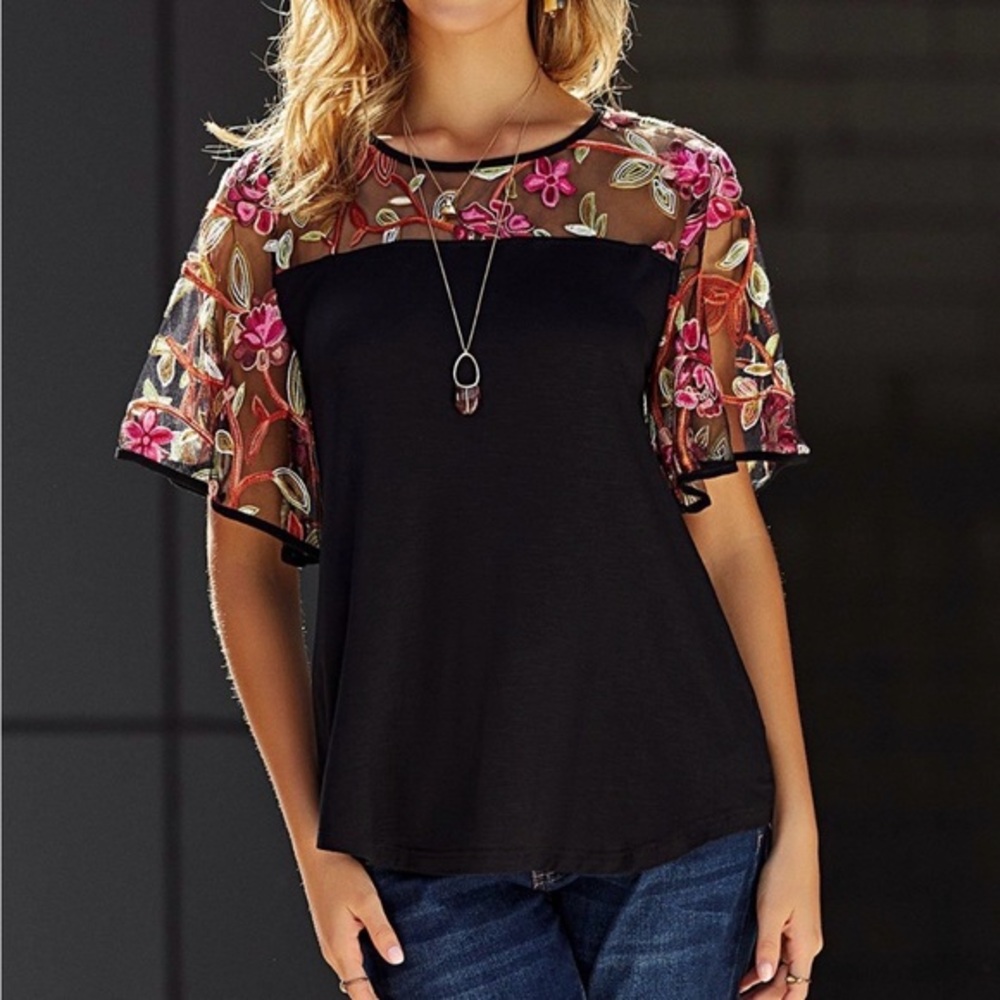 Suzanne Betro Black & Fuchsia Floral Sheer Lace Flutter Sleeve Top, Size Medium